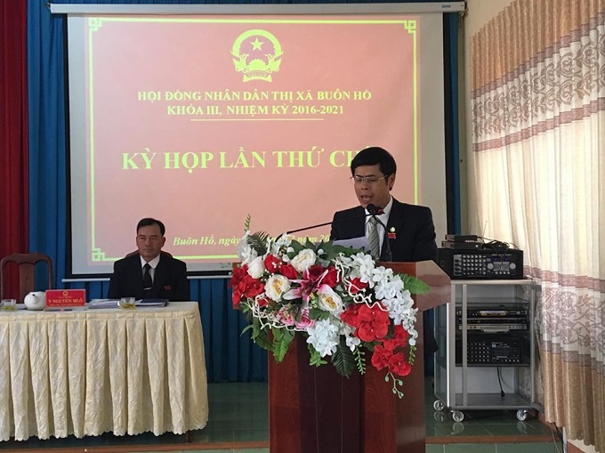 Bế mạc kỳ họp thứ 9, HĐND thị xã Buôn Hồ khóa III, nhiệm kỳ 2016-2021