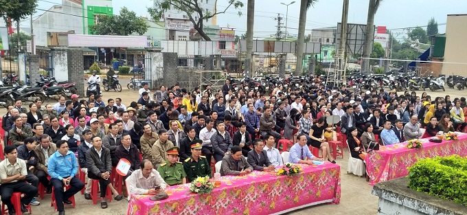 Ủy ban Nhân dân thị xã Buôn Hồ tổ chức Minh tinh Ngày Pháp luật nước Cộng hòa xã hội chủ nghĩa Việt Nam và tổng kết Cuộc thi “Tìm hiểu Bộ luật Hình sự năm 2015”