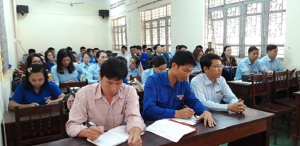 Lớp tập huấn bồi dưỡng Lý luận chính trị và kỹ năng nghiệp vụ dành cho cán bộ Đoàn – Đội trường học, năm học 2019 - 2020