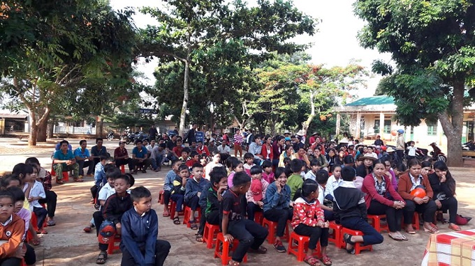 Hội Liên hiệp phụ nữ phường An Lạc phối hợp với trường tiểu học A Ma Khê tổ chức buổi tuyên truyền kiến thức, kỹ năng phòng chống xâm hại tình dục trẻ em, phòng chống bạo lực gia đình năm 2019.