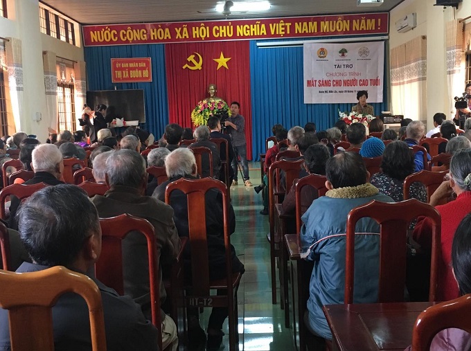 Chương trình mắt sáng cho người cao tuổi
