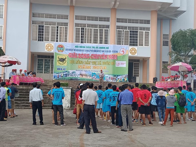 Hội nông dân thị xã Buôn Hồ tổ chức Giải bóng chuyền nam tranh cúp “Bông lúa vàng” năm 2019.
