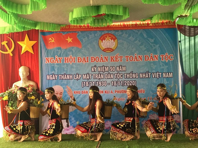 Buôn KliA tổ chức Ngày hội Đại đoàn kết toàn dân