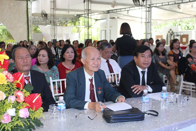Hội Cựu giáo chức thị xã Buôn Hồ tọa đàm kỷ niệm 38 năm ngày Nhà giáo Việt Nam và tổng kết công tác Hội năm 2020