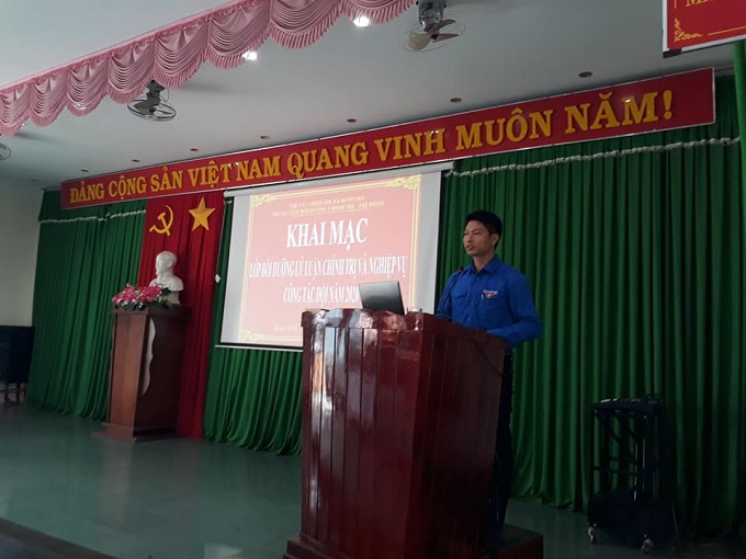 Lớp tập huấn kỹ năng nghiệp vụ công tác Đội trường học năm học 2020-2021