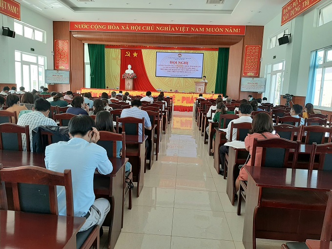 Hội nghị gặp mặt người ứng cử đại biểu HĐND tỉnh Đăk Lăk và thị xã Buôn Hồ nhiệm kỳ 2021-2026.