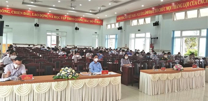 Hội nghị Ban Chấp hành Đảng bộ thị xã Buôn Hồ mở rộng lần thứ 11.