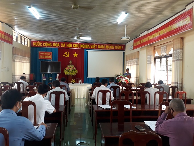 UBND thị xã Buôn Hồ họp chuẩn bị Kỳ thi tốt nghiệp THPT năm 2021