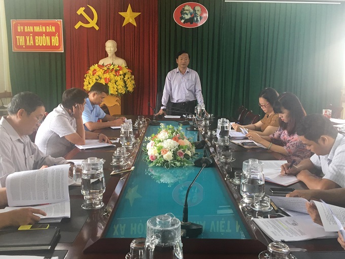 UBND thị xã đôn đốc việc triển khai khắc phục những tồn tại, hạn chế được nêu tại kỳ họp tổng kết, HĐND thị xã khóa III, nhiệm kỳ 2016-2021