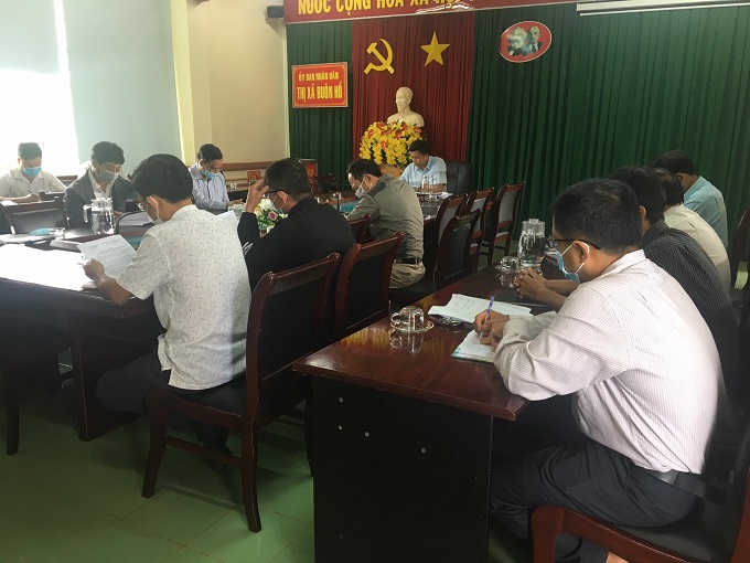 UBND thị xã chỉ đạo sản xuất vụ mùa và xây dựng phương án sẵn sàng ứng phó khi có sự cố, thiên tai xảy ra năm 2021