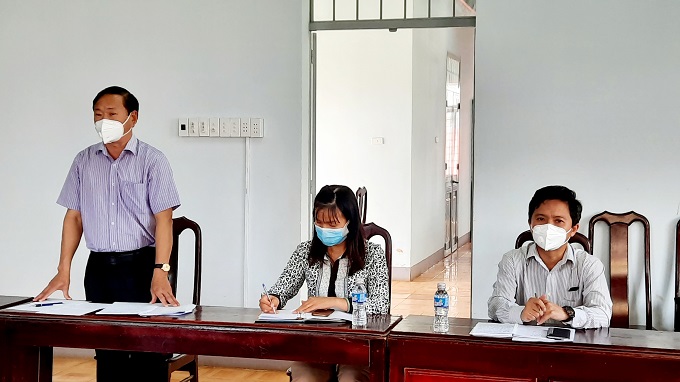 Kiểm tra công tác thông tin, tuyên truyền phòng, chống dịch Covid &#x2013; 19 tại thị xã Buôn Hồ
