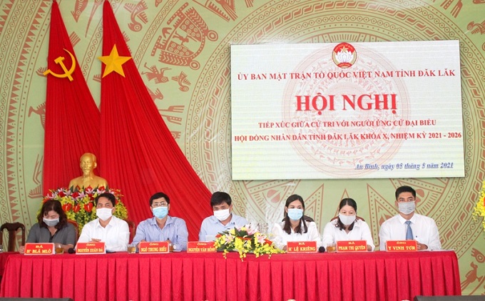 Ứng cử viên đại biểu HĐND tỉnh Đăk Lăk khóa X, nhiệm kỳ 2021-2026 tiếp xúc cử tri tại phường An Bình, Đạt Hiếu.