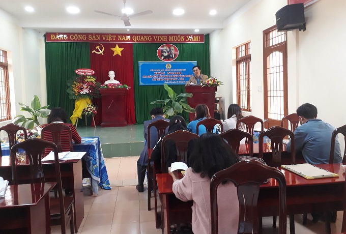Liên đoàn Lao động thị xã Buôn Hồ tổ chức Hội nghị Ban Chấp hành lần thứ XI