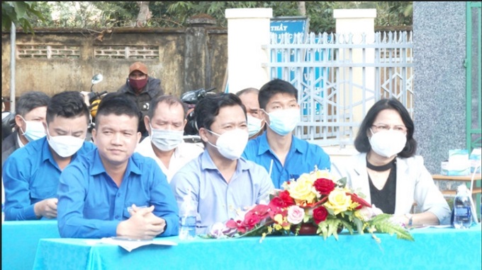 Ấm áp xuân tình nguyện