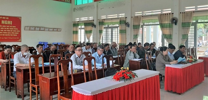Hội nghị biểu dương người cao tuổi làm kinh tế giỏi.