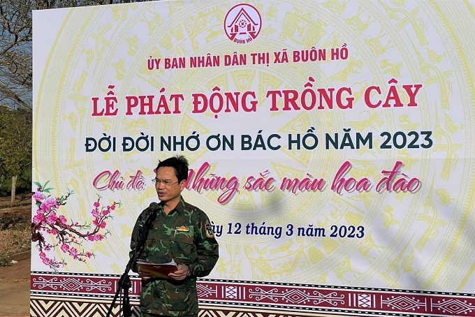 UBND thị xã Buôn Hồ phát động trồng cây “Đời đời nhớ ơn Bác Hồ” năm 2023.