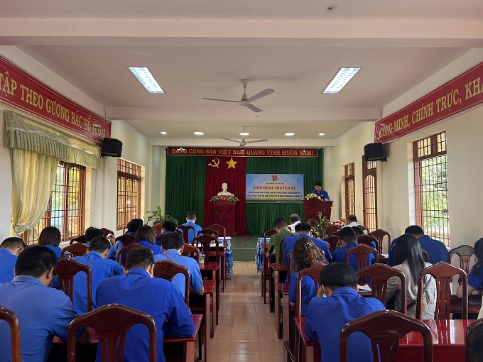 Thị đoàn buôn Hồ: Tổ chức sinh hoạt chuyên đề tự soi, tự sửa xây dựng đội ngũ cán bộ Đoàn thị xã ngang tầm nhiệm vụ
