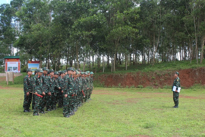 Thị xã Buôn Hồ tổ chức kiểm tra bắn súng năm 2023
