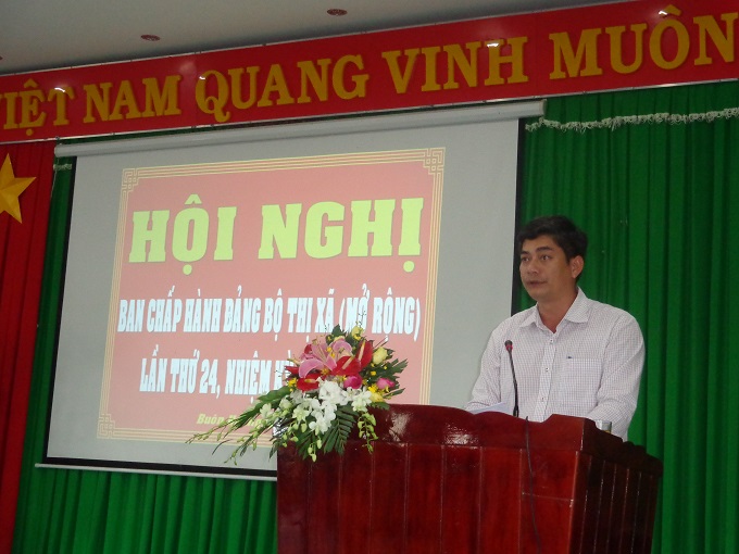 Hội nghị Ban Chấp hành Đảng bộ thị xã Buôn Hồ (mở rộng) lần thứ 24