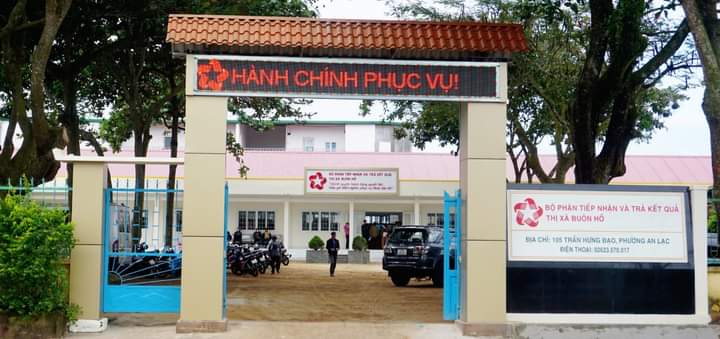 UBND TX.BUÔN HỒ: CẢI CÁCH HÀNH CHÍNH VÌ NHÂN DÂN PHỤC VỤ.