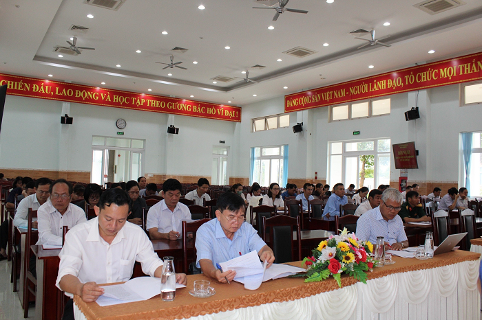 Hội nghị báo cáo viên Thị ủy (mở rộng)