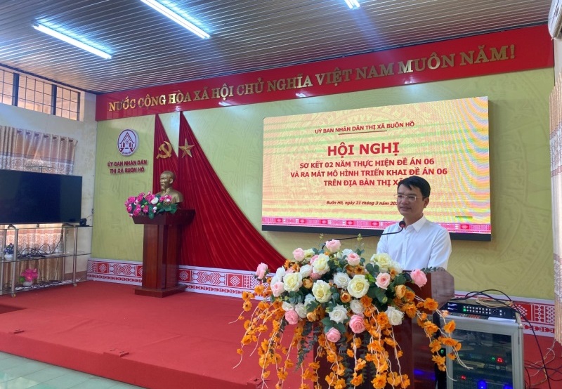 Ủy ban nhân dân thị xã Buôn Hồ tổ chức Hội nghị sơ kết 02 năm triển khai Đề án 06 và phương hướng, nhiệm vụ, giải pháp trọng tâm năm 2024