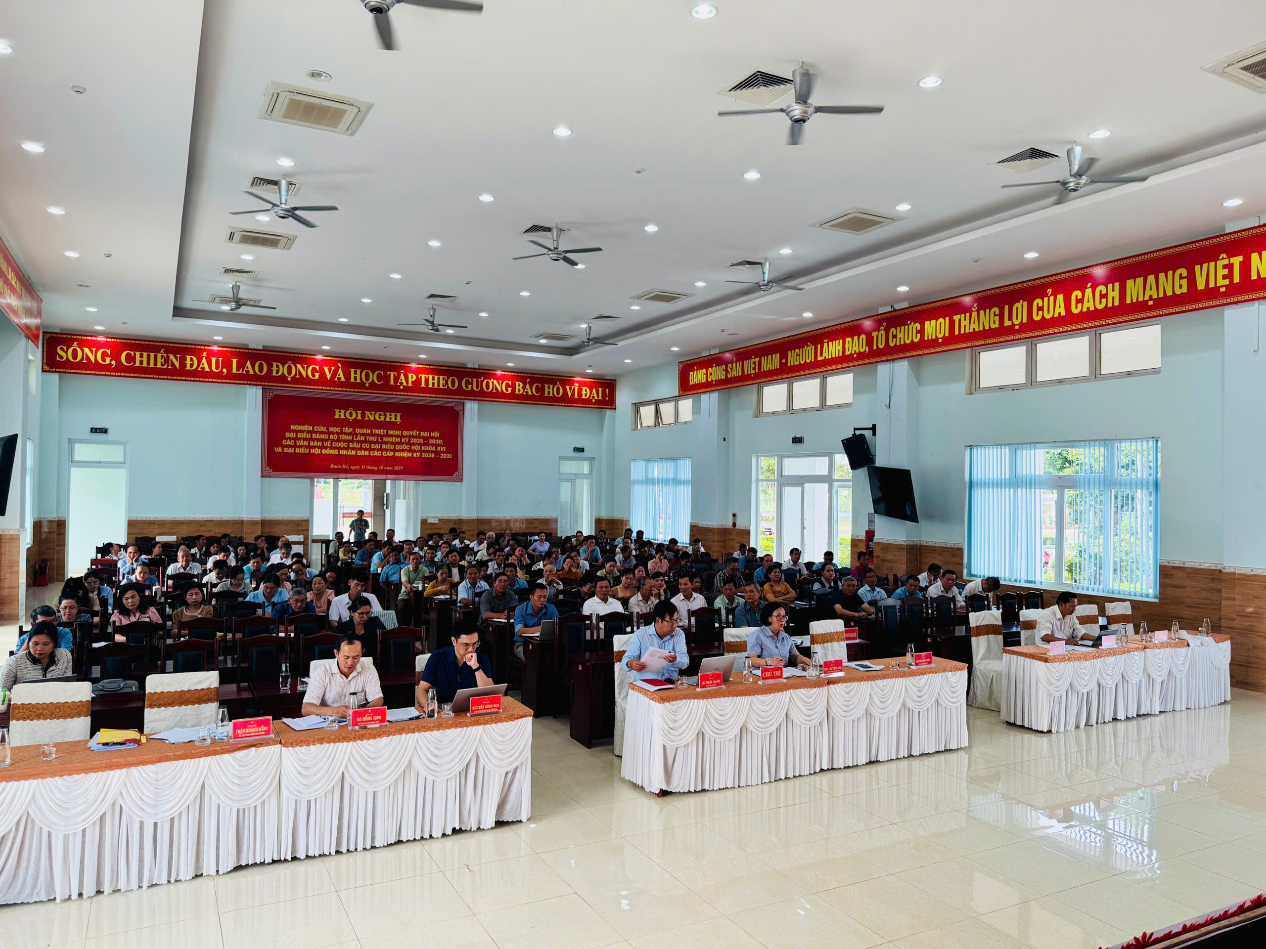 z7217197098443_eaa9d6bee61daa6e12015aa5c53b583e