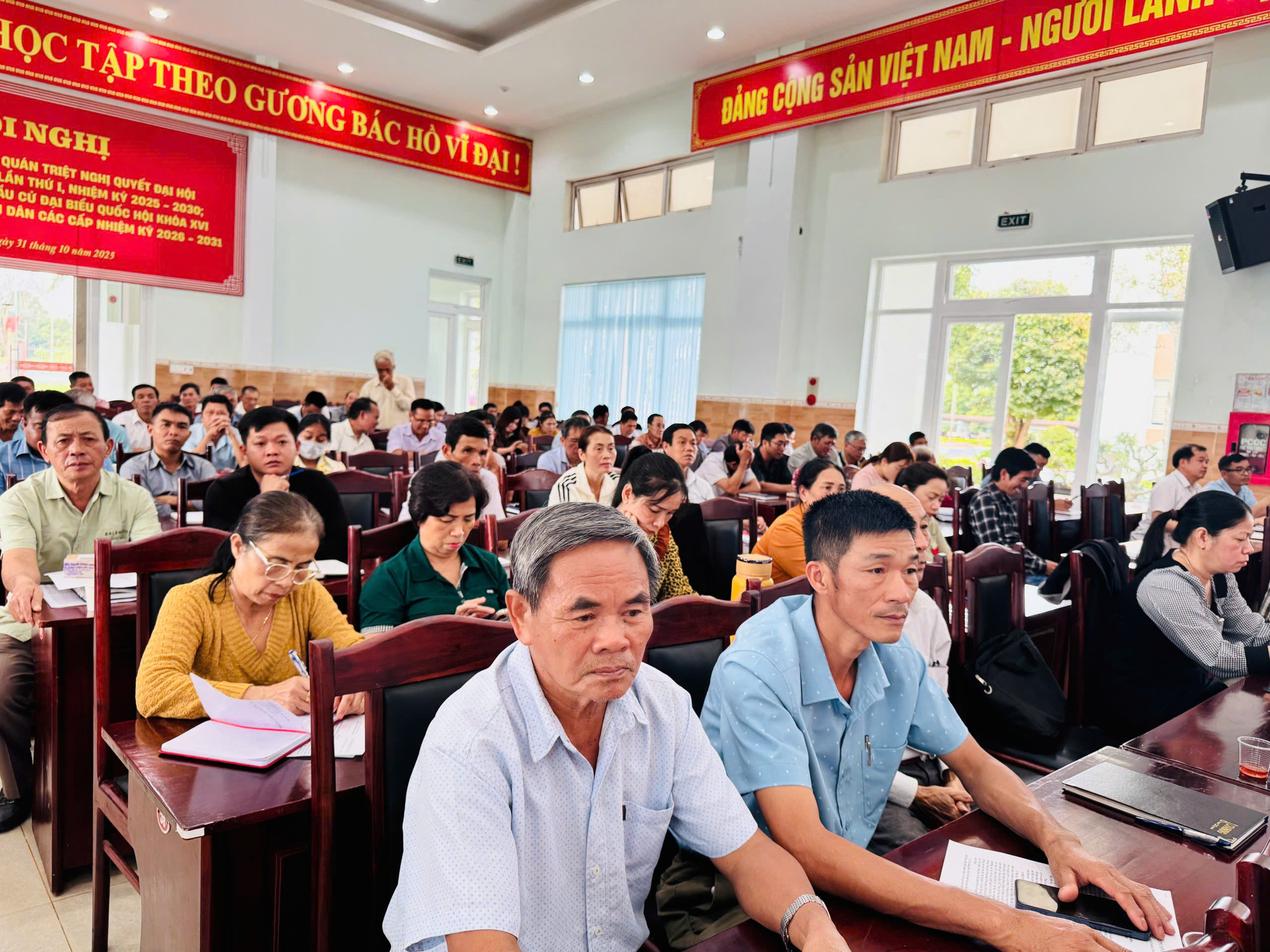 z7217197106415_2ba2c035815dd6c09abf6c913bd1a0c0