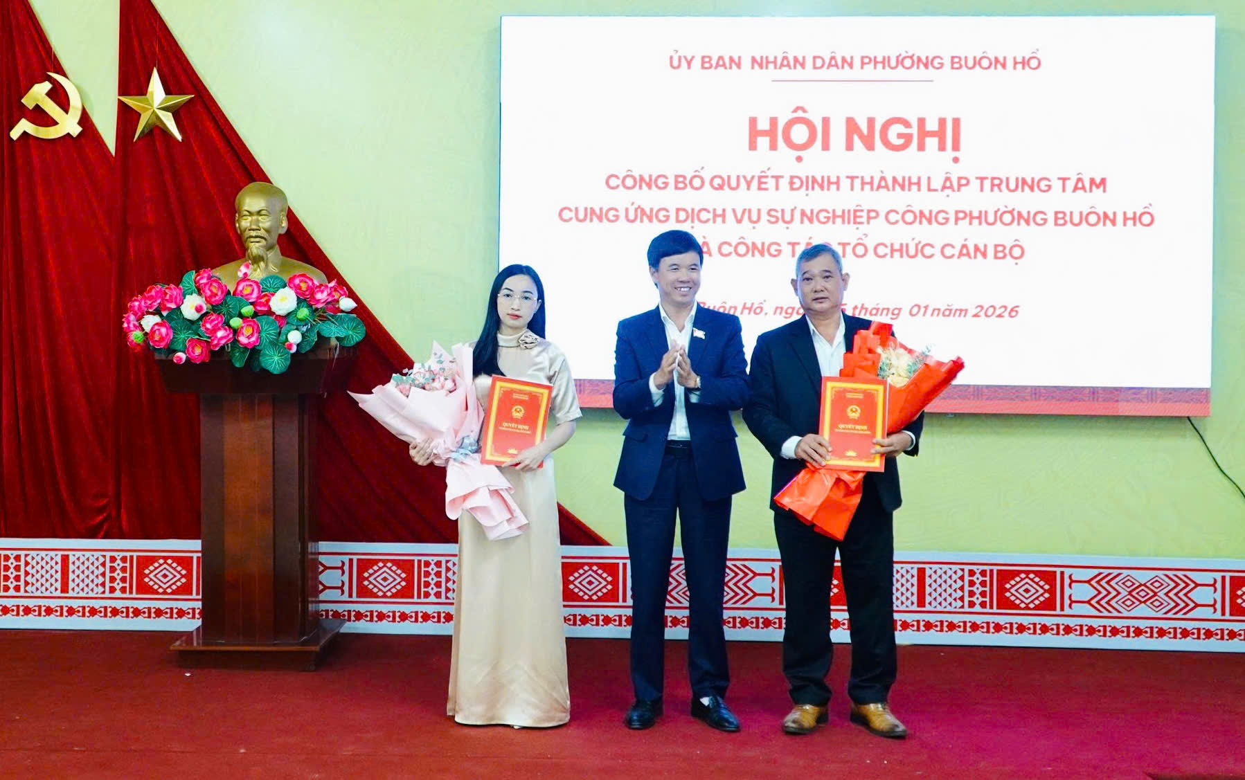 Phường Buôn Hồ công bố thành lập Trung tâm Cung ứng Dịch vụ Sự nghiệp Công