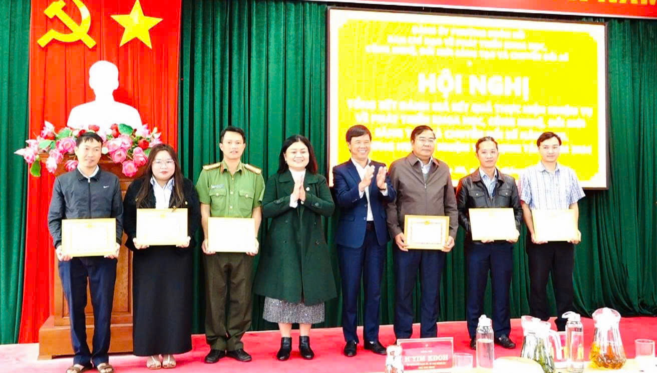 z7416535511626_a9e1e577a35934c45a97fc995330babb