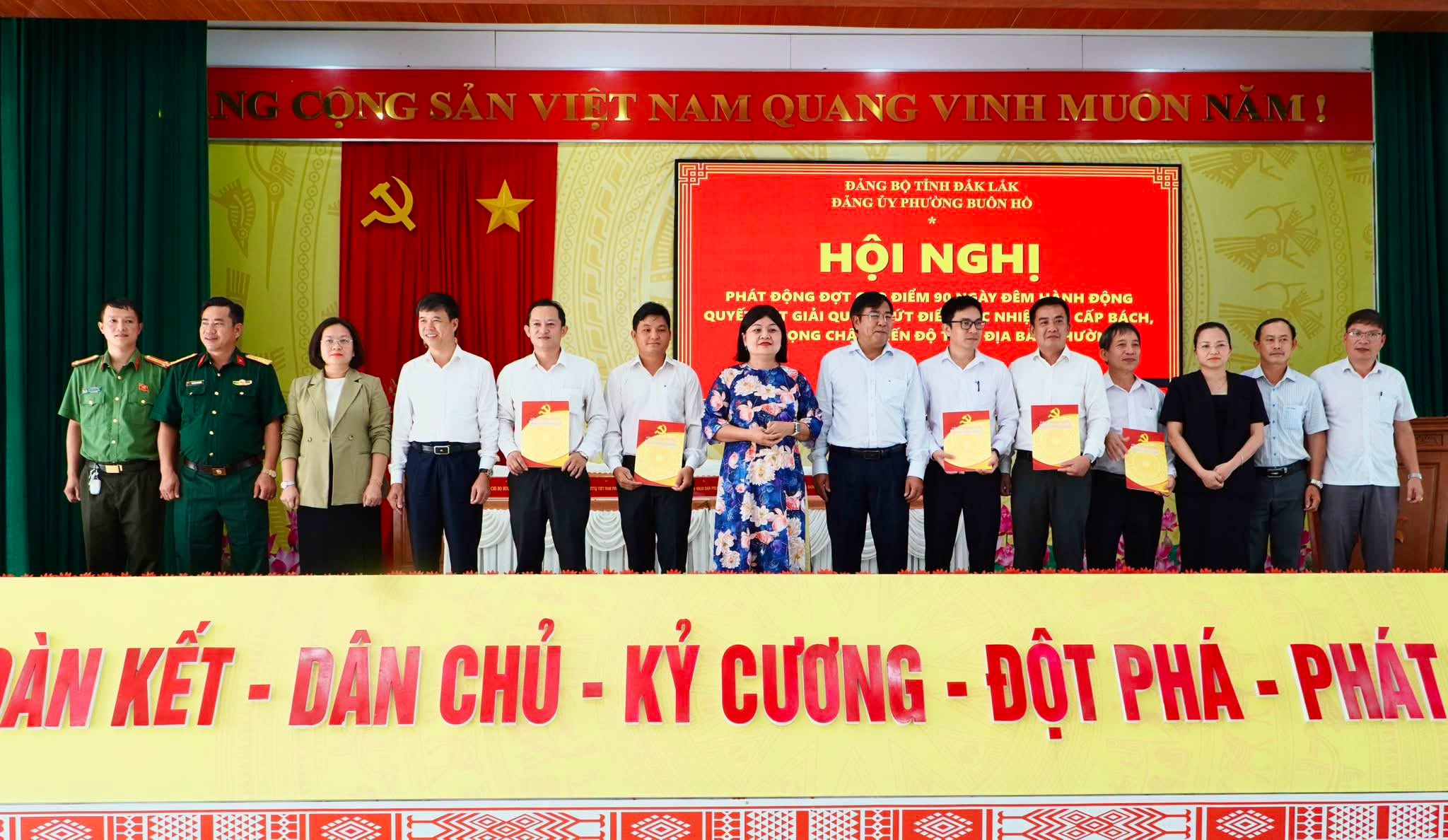 Phát động đợt cao điểm "90 ngày đêm hành động quyết liệt, giải quyết dứt điểm các nhiệm vụ cấp bách, tồn đọng, chậm tiến độ"