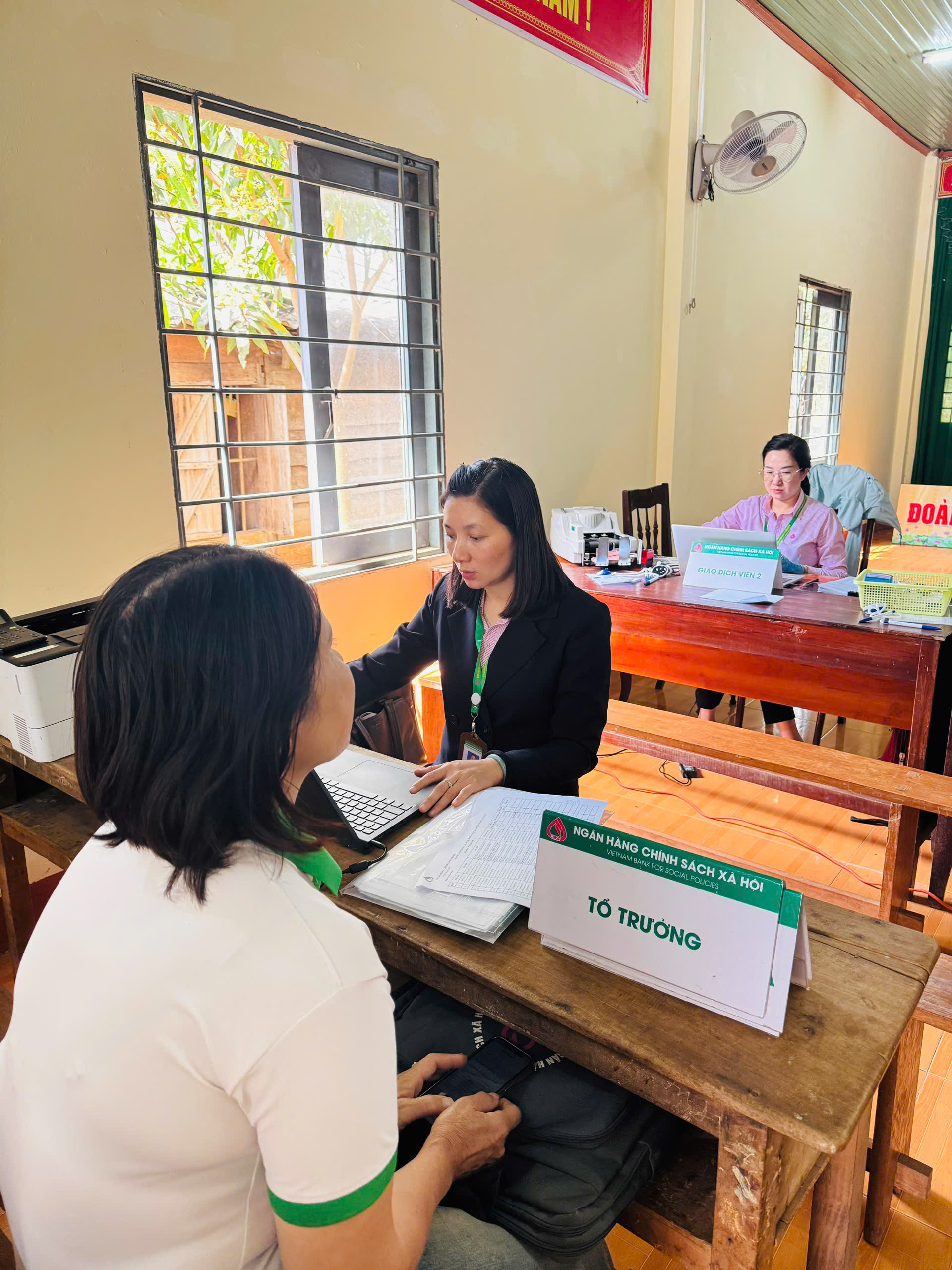 z7572993542801_34bffb0eb583a154bc6ac42f6fe14096