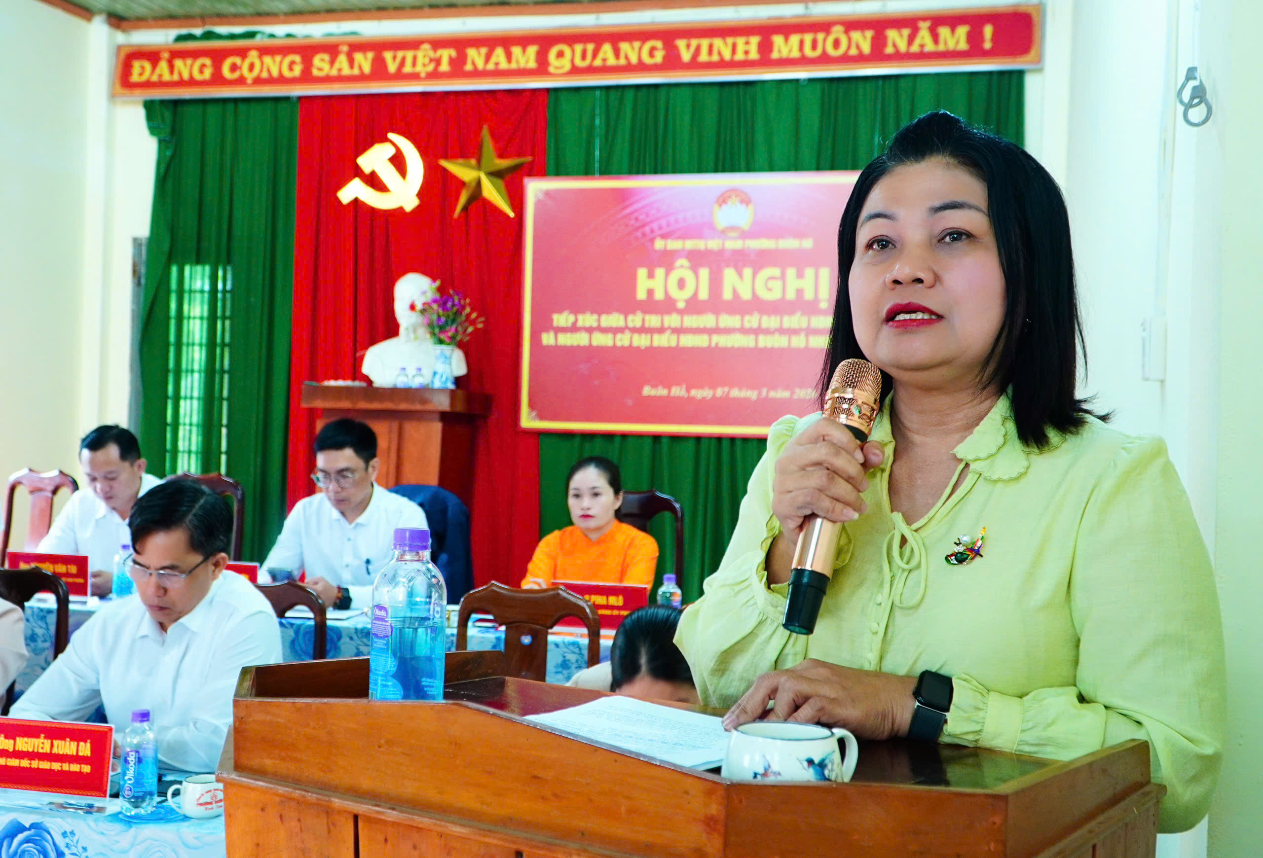 Cử tri phường Buôn Hồ đặt nhiều kỳ vọng với các ứng cử viên đại biểu HĐND tỉnh