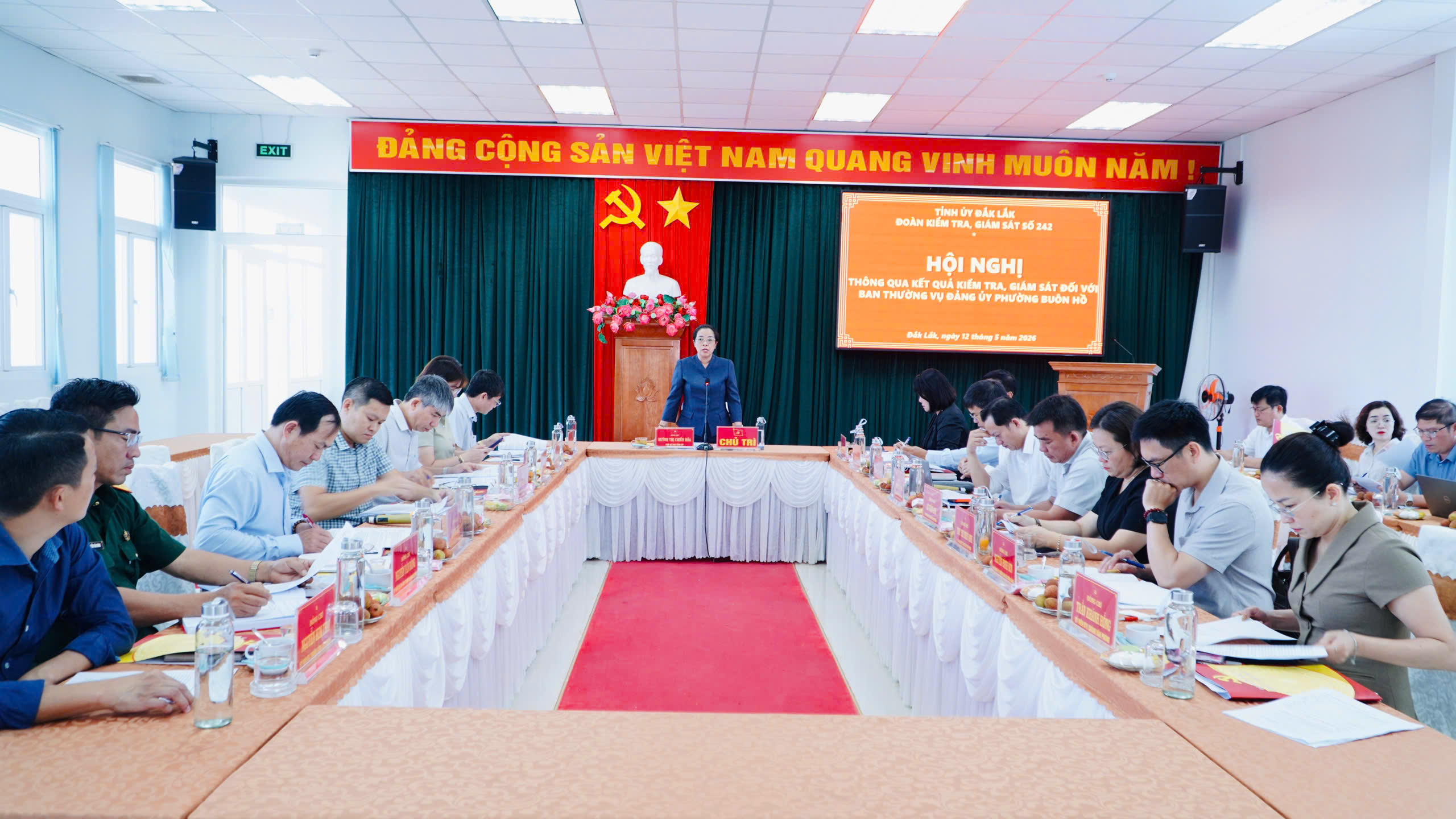 Đoàn kiểm tra, giám sát của Ban thường vụ Tỉnh ủy làm việc với phường Buôn Hồ