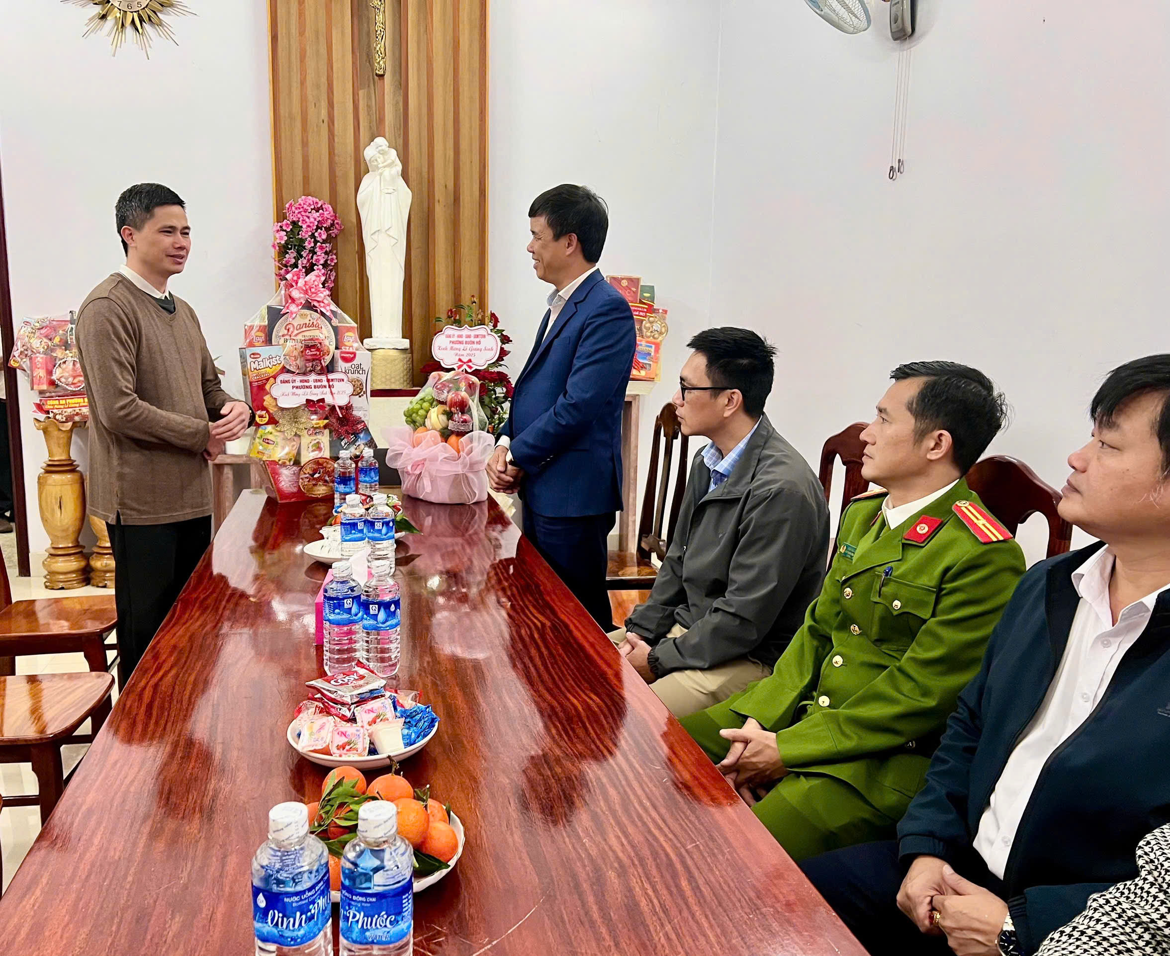 z7342367358852_8190f7d5518f5cf7c6d8b3b93d60332b